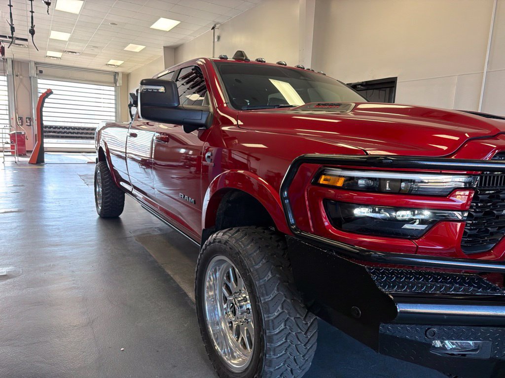 Used 2026 RAM 3500 Limited AWD/4WD image 8
