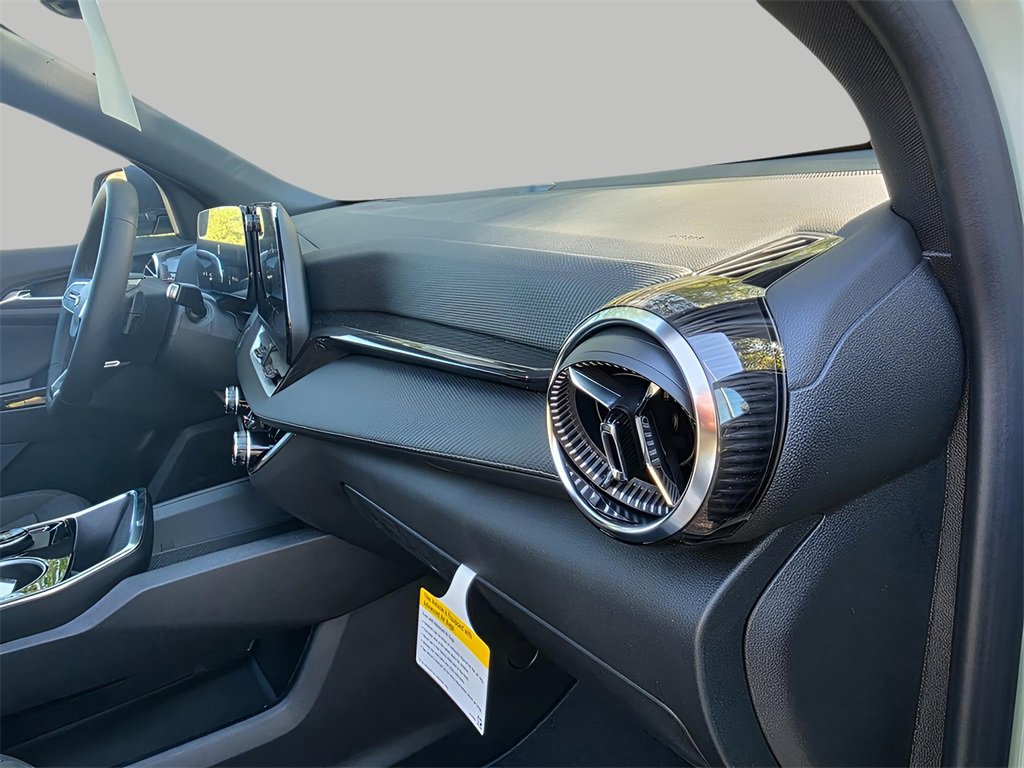 New 2026 Chevrolet Equinox LT w/ Safety and Technology Package image 12