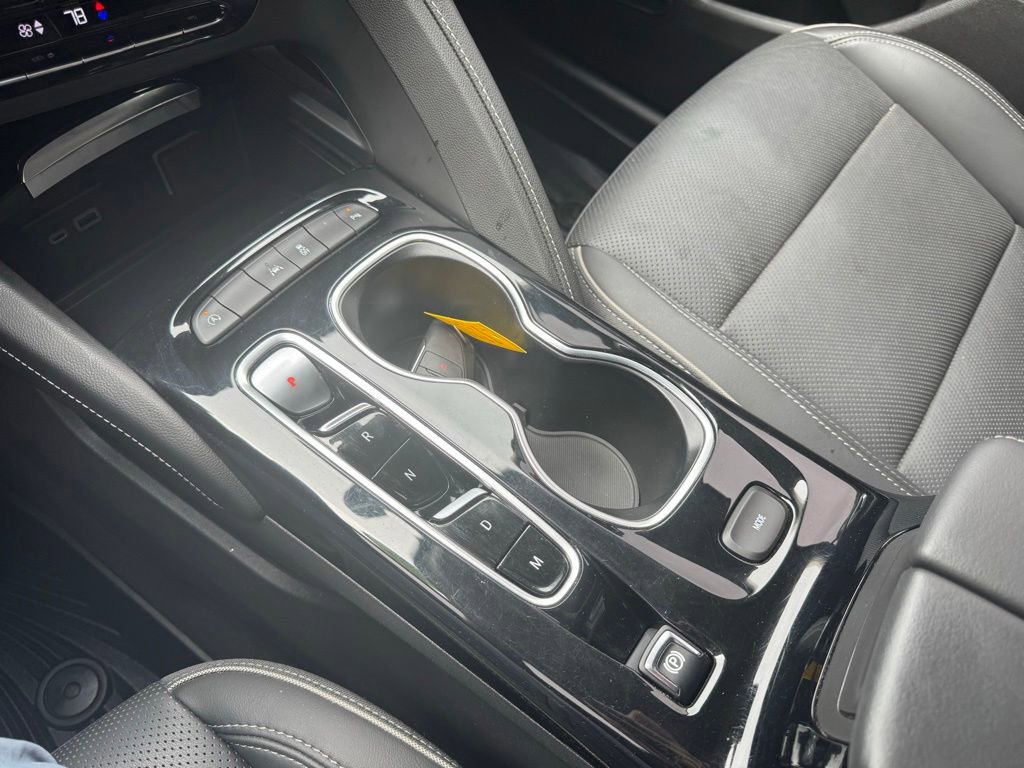 Used 2023 Buick Envision Essence FWD image 13