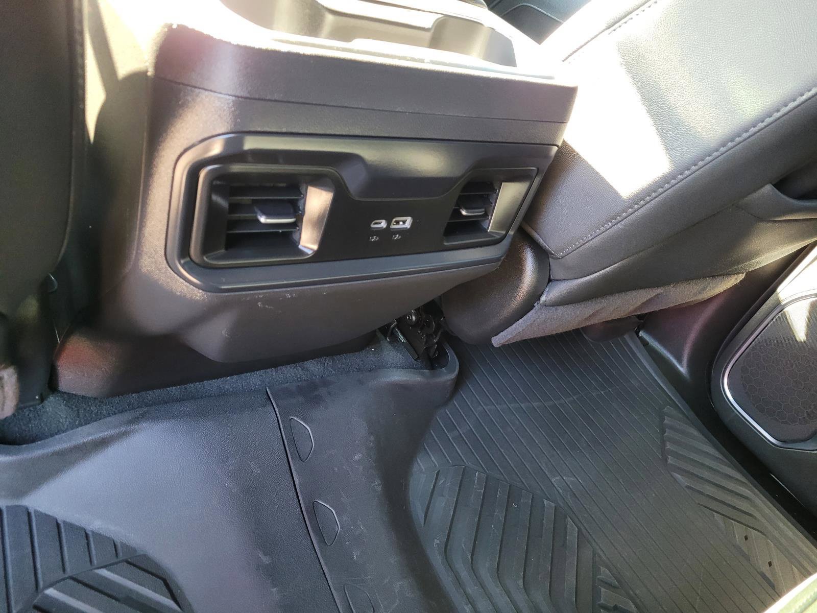 Used 2026 Chevrolet Silverado 1500 LT AWD/4WD image 17