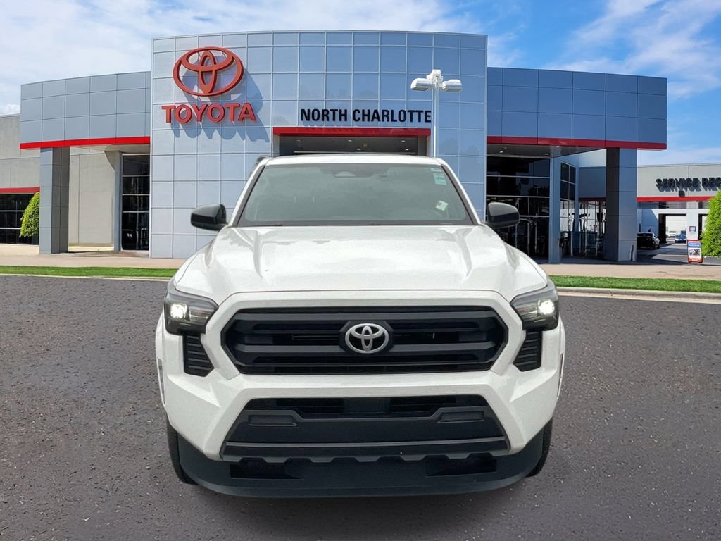 Used 2024 Toyota Tacoma SR RWD image 3