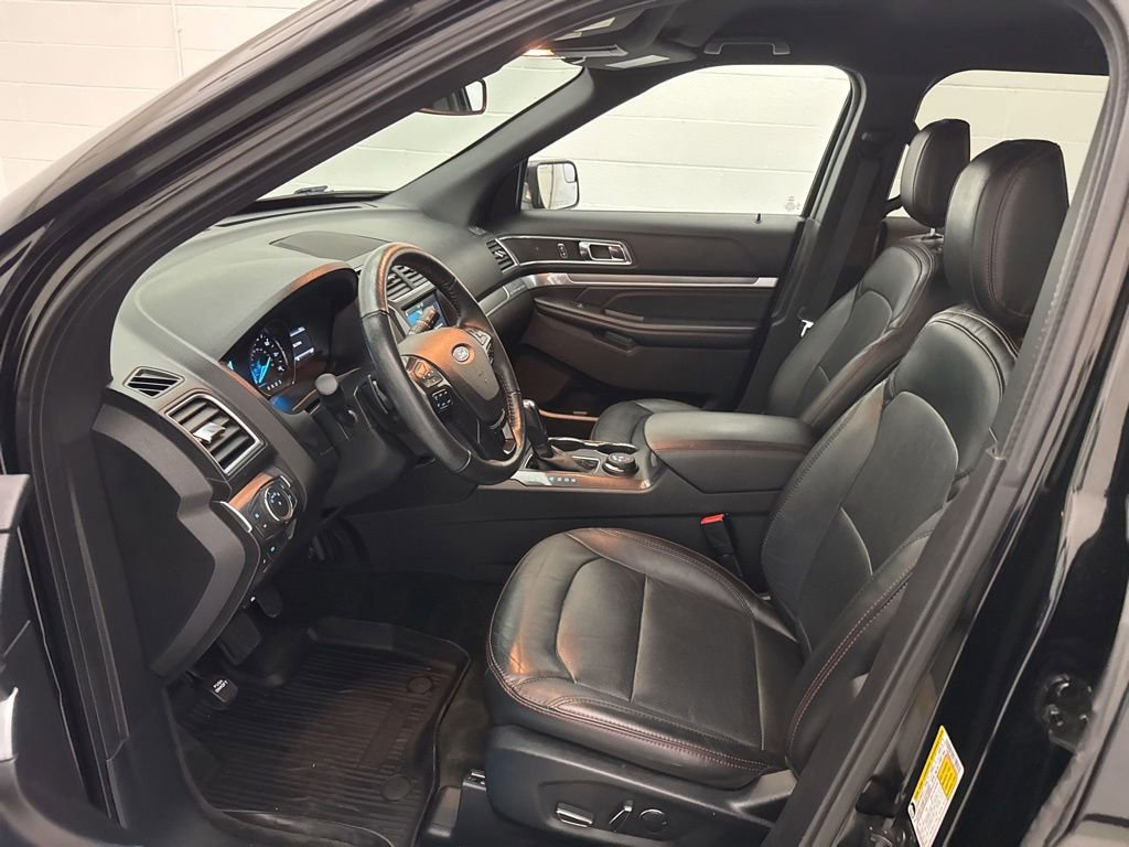 Used 2018 Ford Explorer Sport AWD/4WD image 19