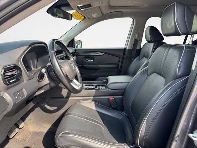 Used 2023 Honda Pilot Elite image 9