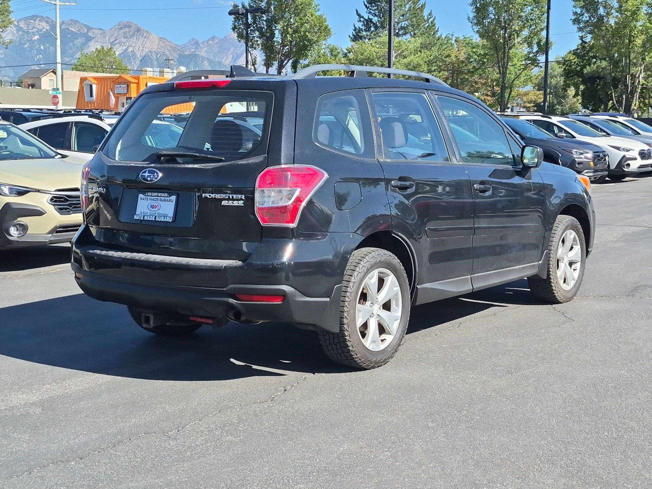 Used 2016 Subaru Forester 2.5i w/ Alloy Wheel Package AWD/4WD image 3