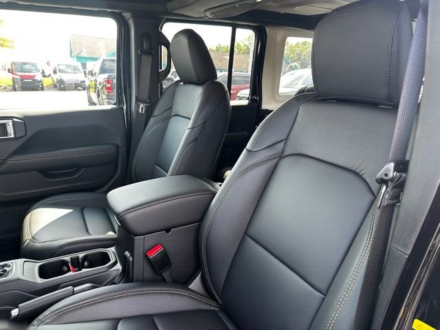 New 2025 Jeep Wrangler Sahara w/ Safety Group image 18