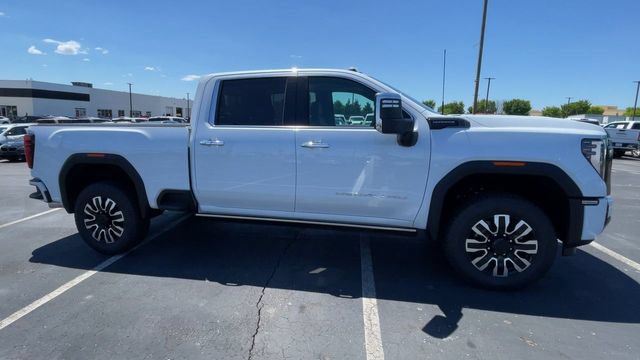 New 2026 GMC Sierra 2500 Denali Ultimate AWD/4WD image 3