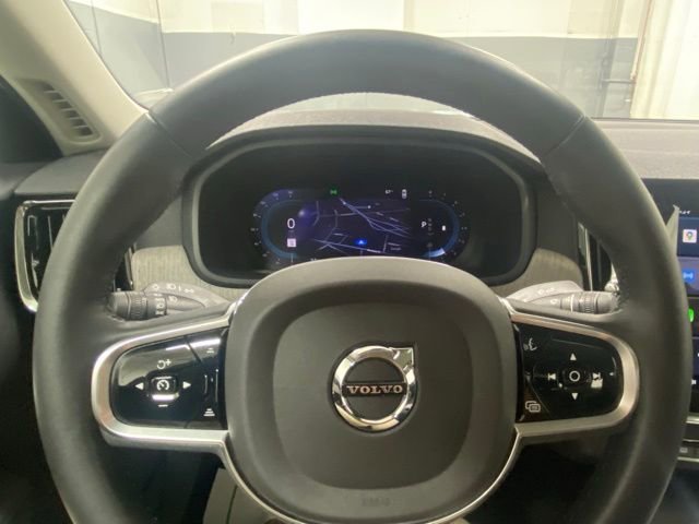 Certified 2025 Volvo S90 B6 Plus image 14