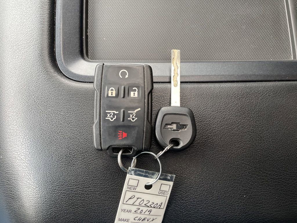 Used 2019 Chevrolet Suburban LT AWD/4WD image 30