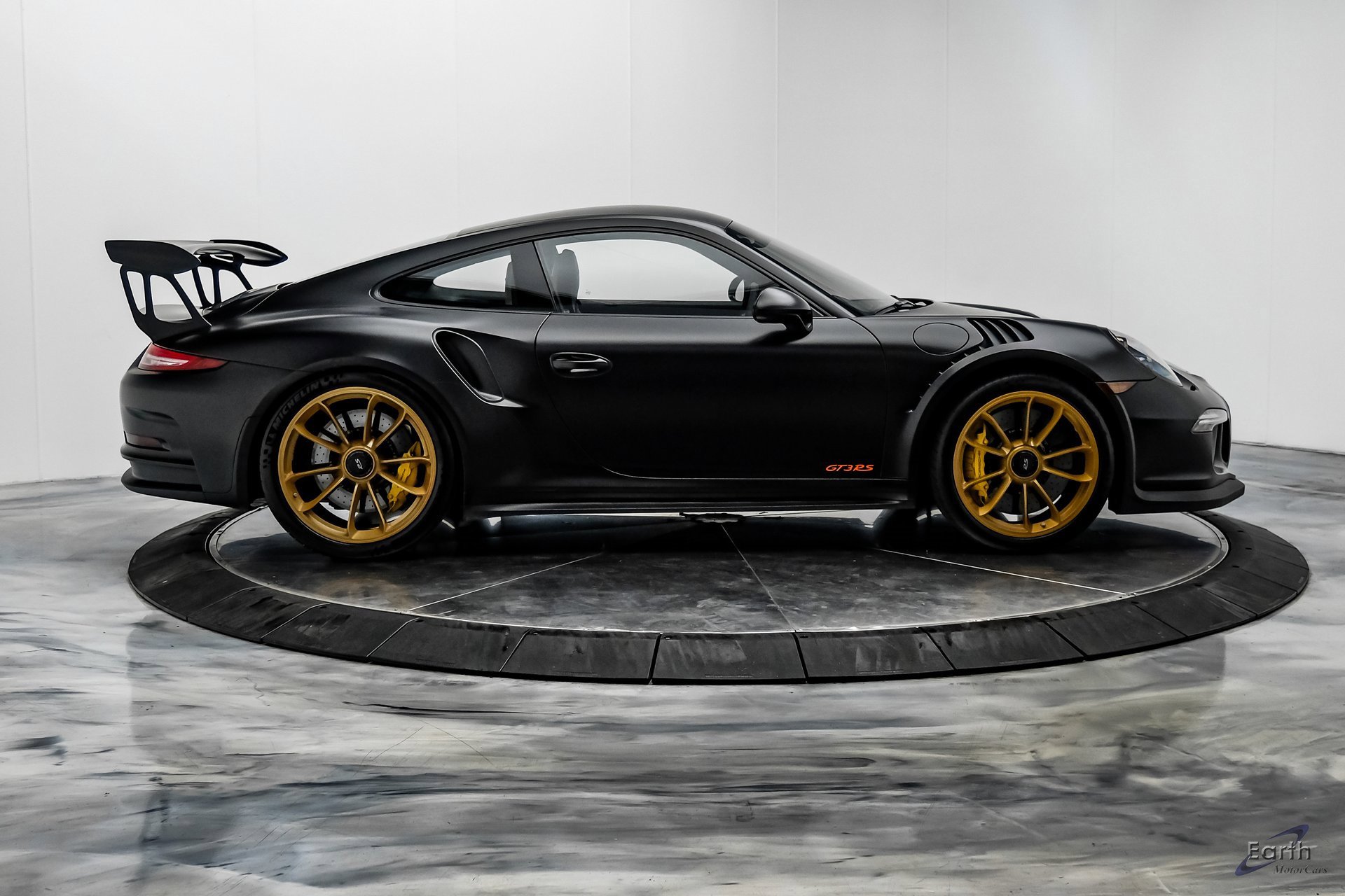Used 2016 Porsche 911 GT3 RS image 16