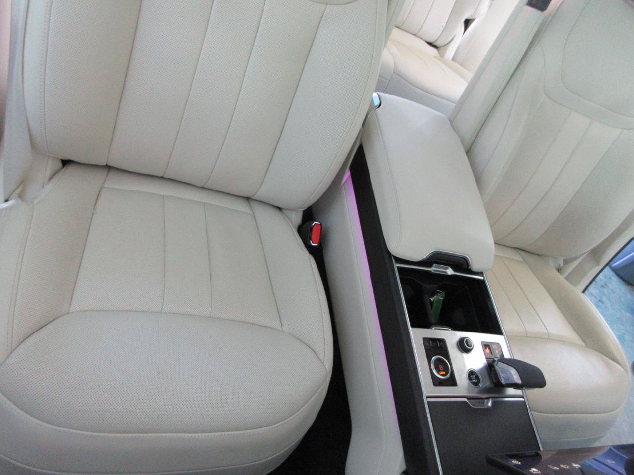 Used 2023 Land Rover Range Rover SE AWD/4WD image 28