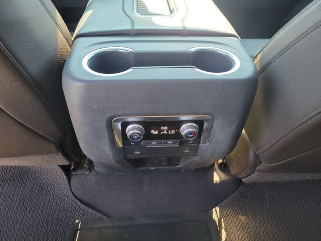 Used 2022 GMC Yukon Denali AWD/4WD image 12
