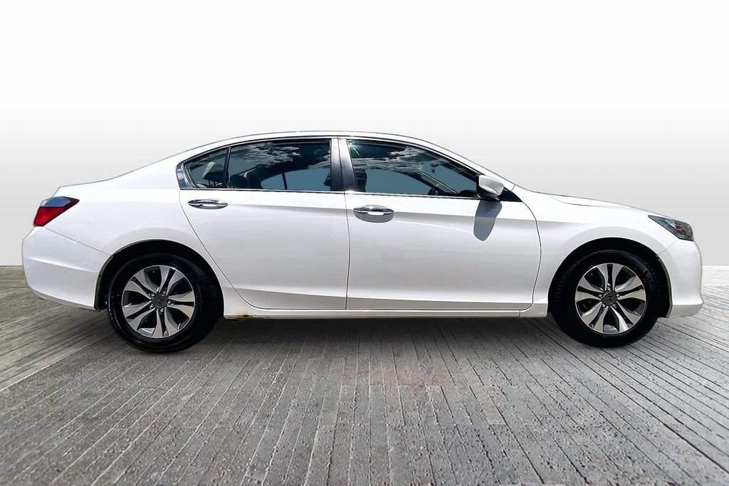 Used 2013 Honda Accord LX image 8