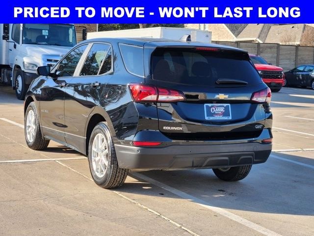Used 2024 Chevrolet Equinox LS w/ LS Convenience Package image 3
