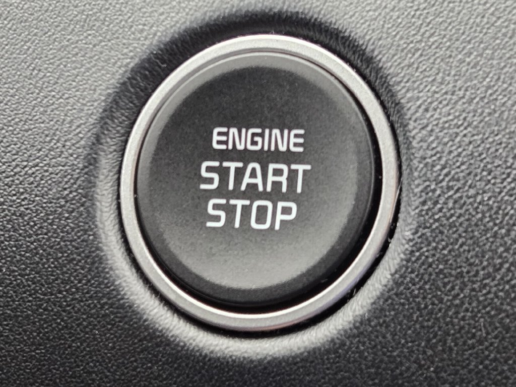 Used 2024 Kia Seltos EX FWD image 21