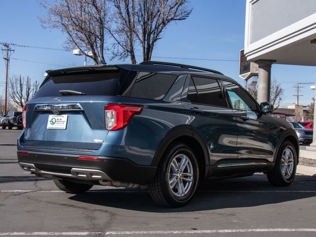 Used 2020 Ford Explorer XLT w/ Equipment Group 202A image 7