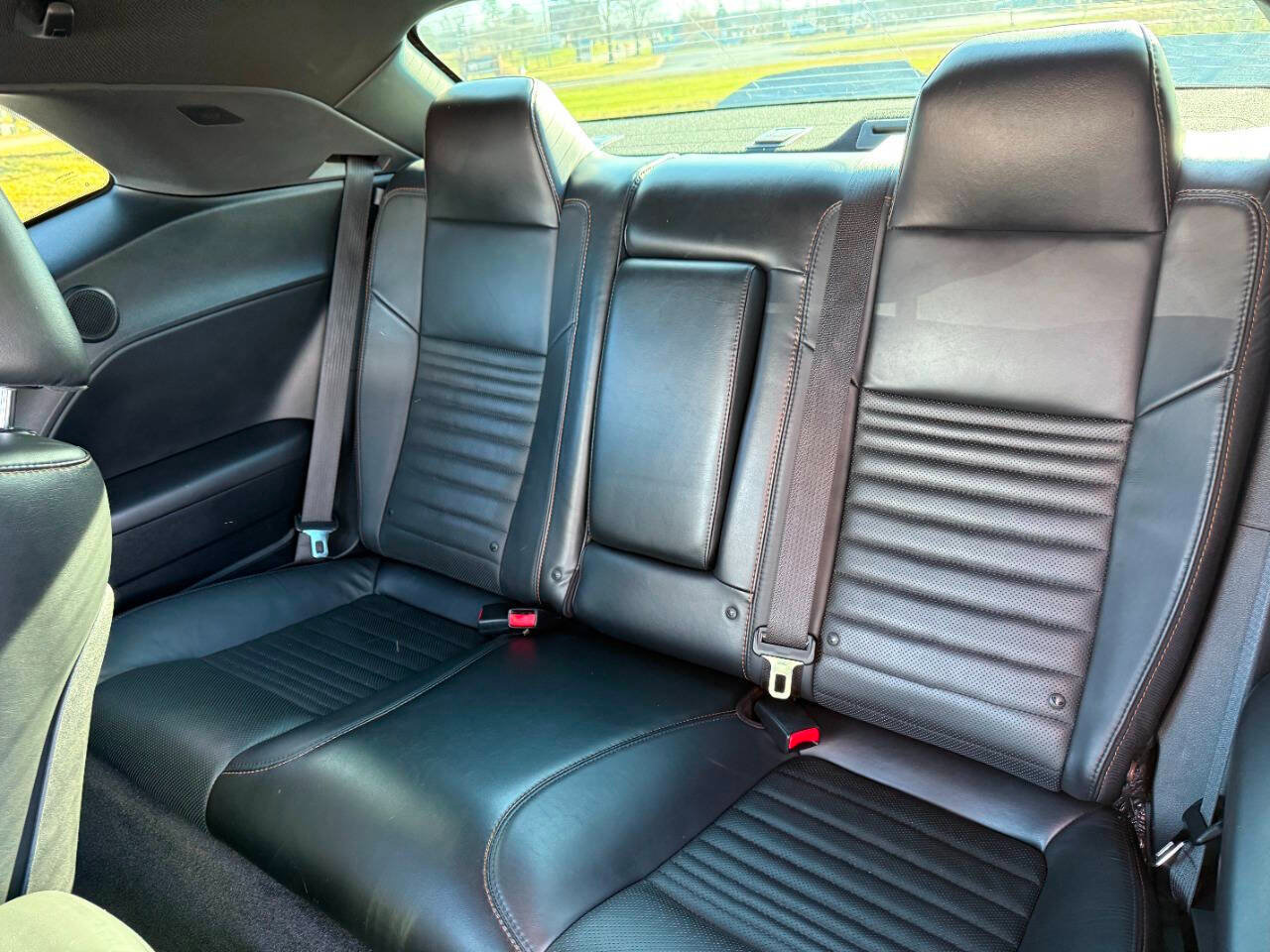 Used 2015 Dodge Challenger R/T Plus image 17