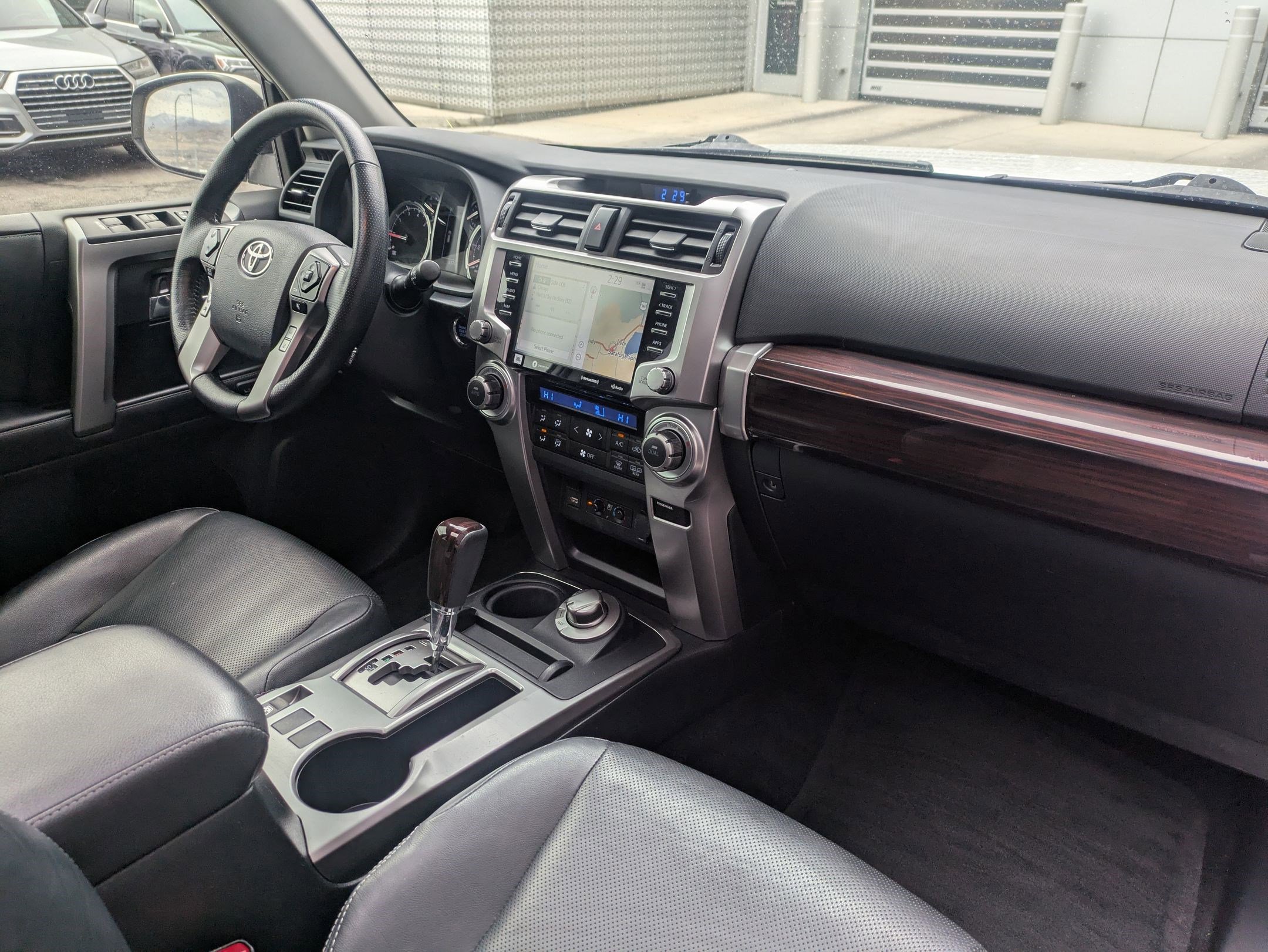 Used 2023 Toyota 4Runner Limited AWD/4WD image 31