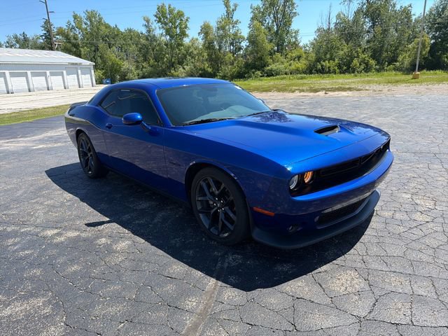 Used 2022 Dodge Challenger R/T w/ Blacktop Package RWD image 11