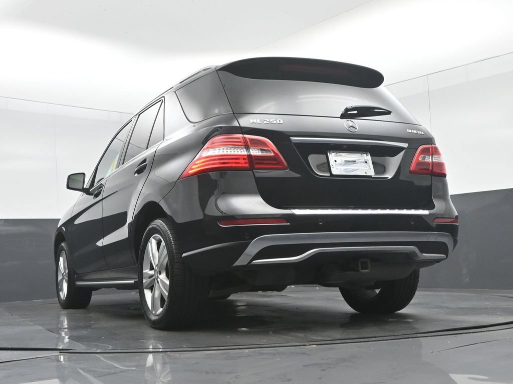 Used 2015 Mercedes-Benz ML 250 BlueTEC 4MATIC image 53