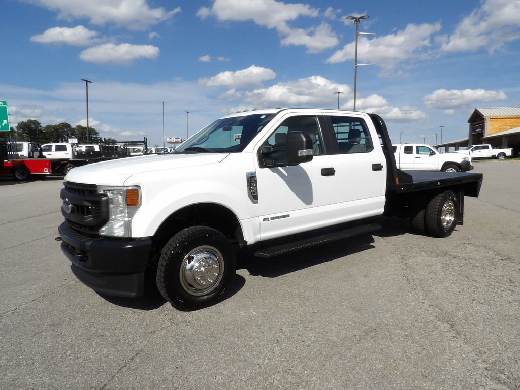Used 2022 Ford F350 XL w/ Power Equipment Group image 3