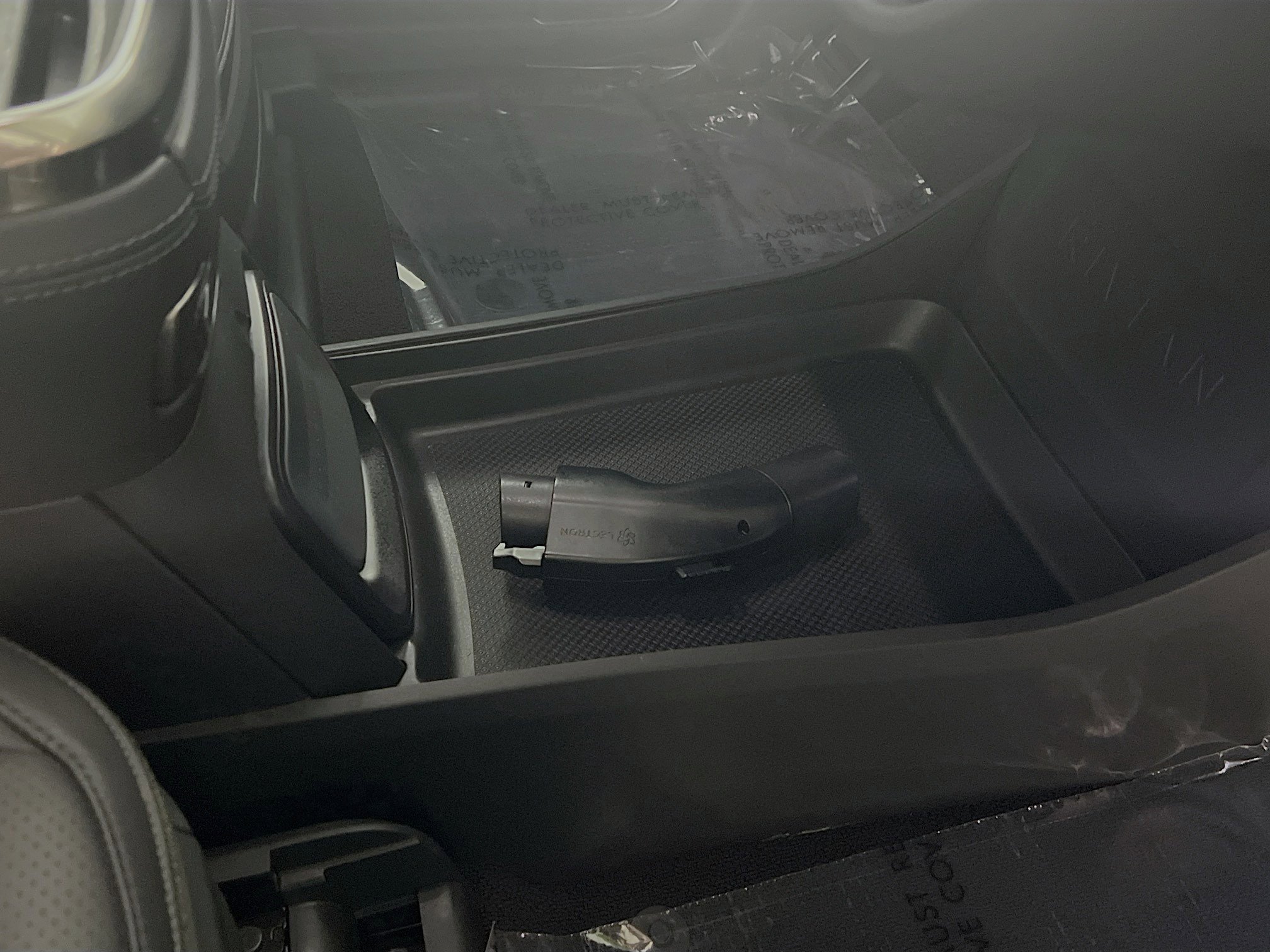 Used 2023 Rivian R1T Adventure image 31