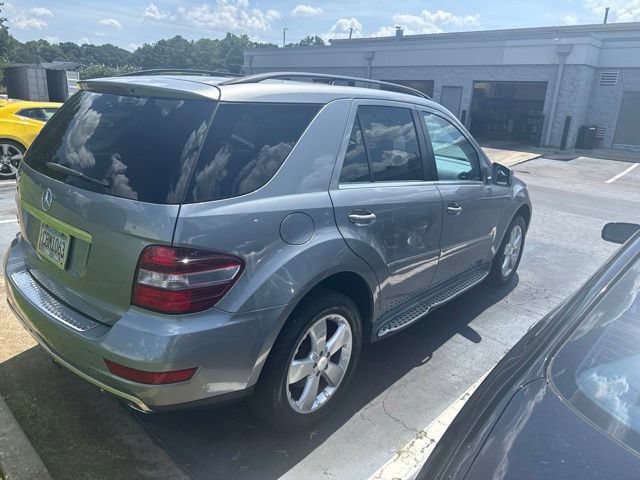Used 2011 Mercedes-Benz ML 350 2WD image 3