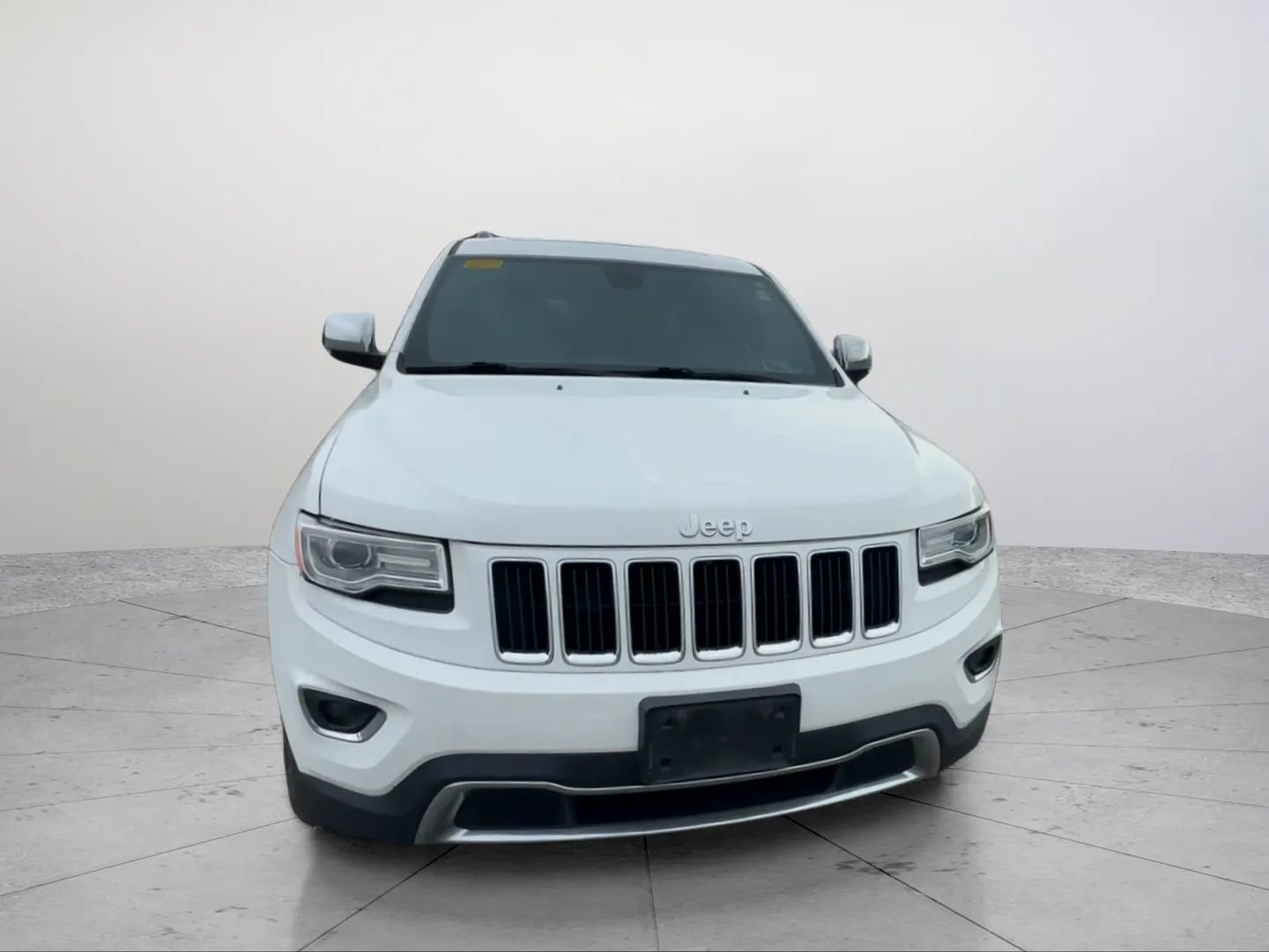 Used 2015 Jeep Grand Cherokee Limited w/ Luxury Group II image 8