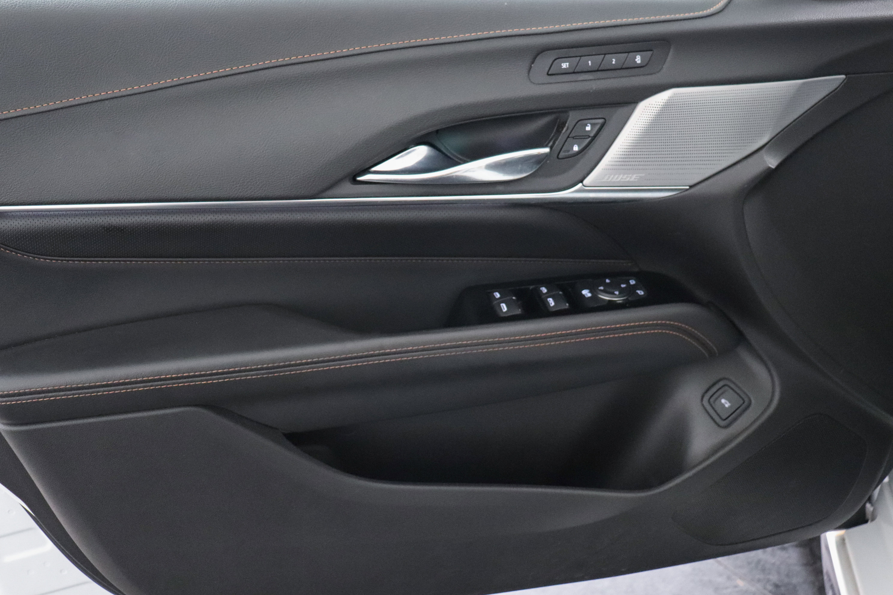 Used 2022 Cadillac CT4 V w/ Navigation Package image 11