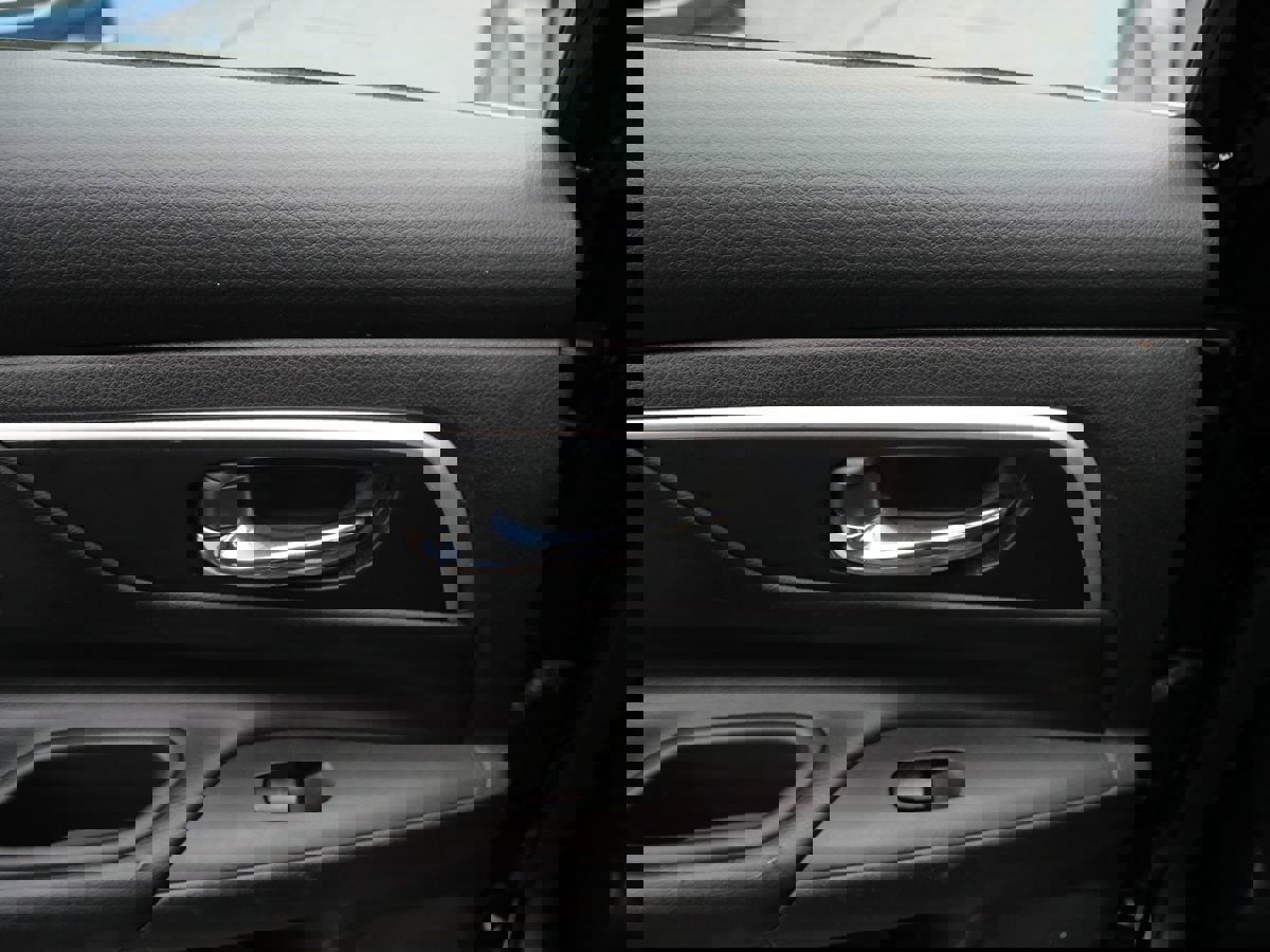 Used 2017 Nissan Altima 2.5 SR w/ Midnight Edition Package image 27