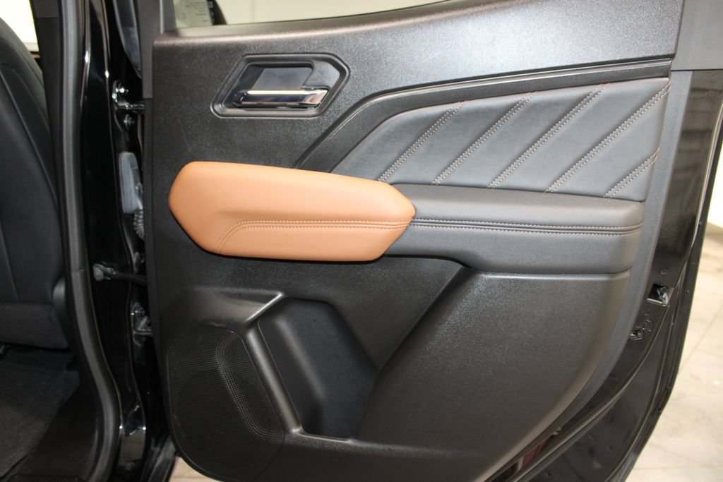 Used 2024 GMC Canyon AT4 AWD/4WD image 31