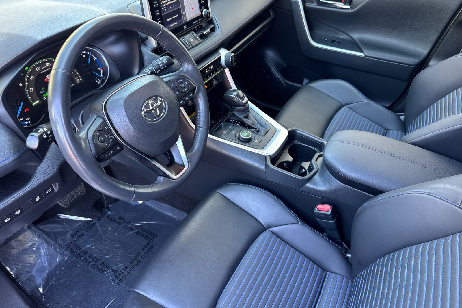 Used 2021 Toyota RAV4 XSE AWD/4WD image 4