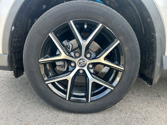 Used 2016 Toyota RAV4 SE w/ Protection Package image 27