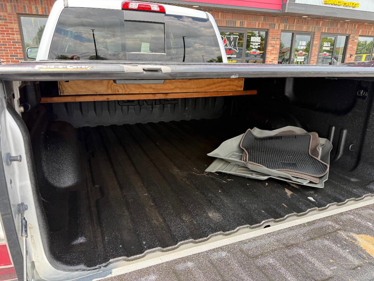 Used 2018 GMC Sierra 1500 SLT image 6