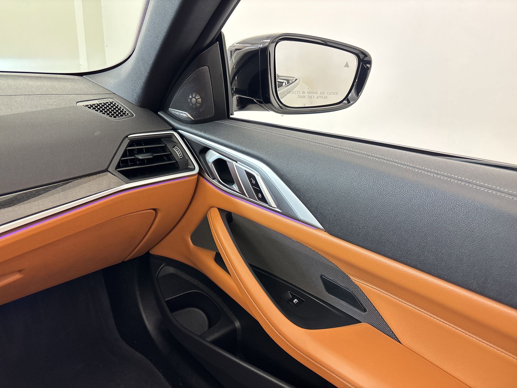 Used 2023 BMW 430i Convertible w/ M Sport Package image 25