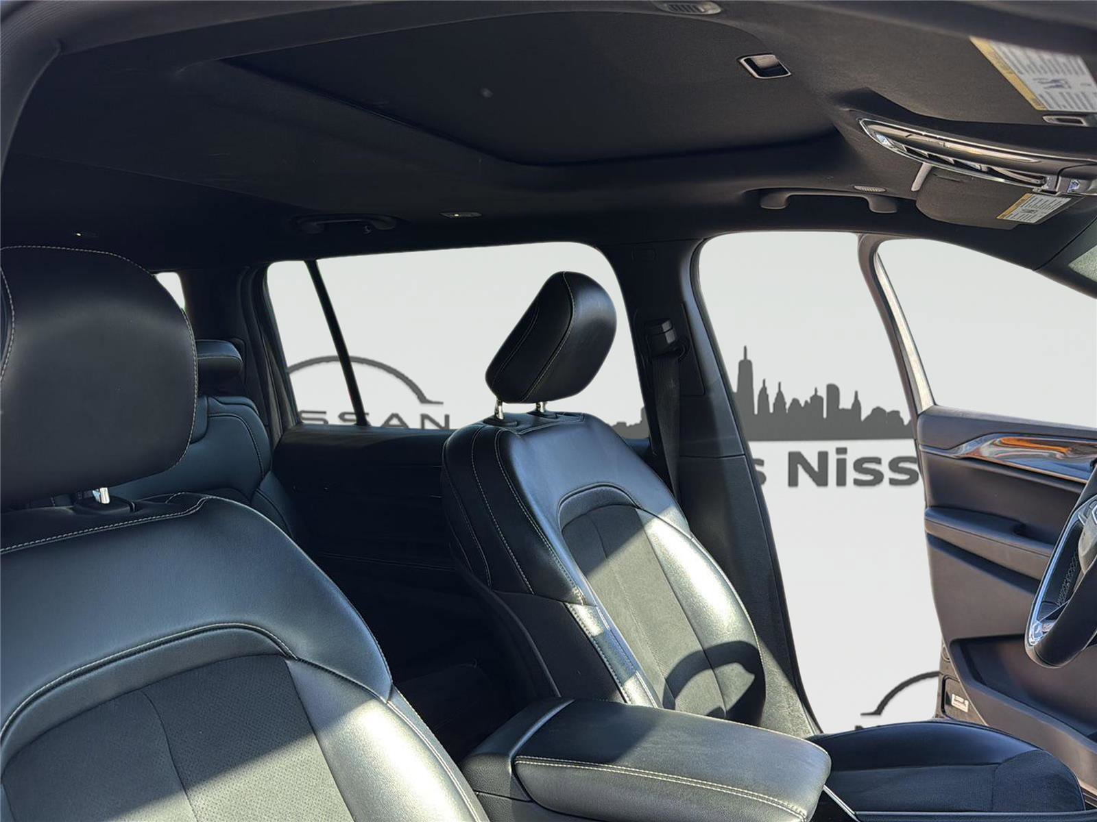 Used 2023 Jeep Grand Cherokee L Laredo image 39