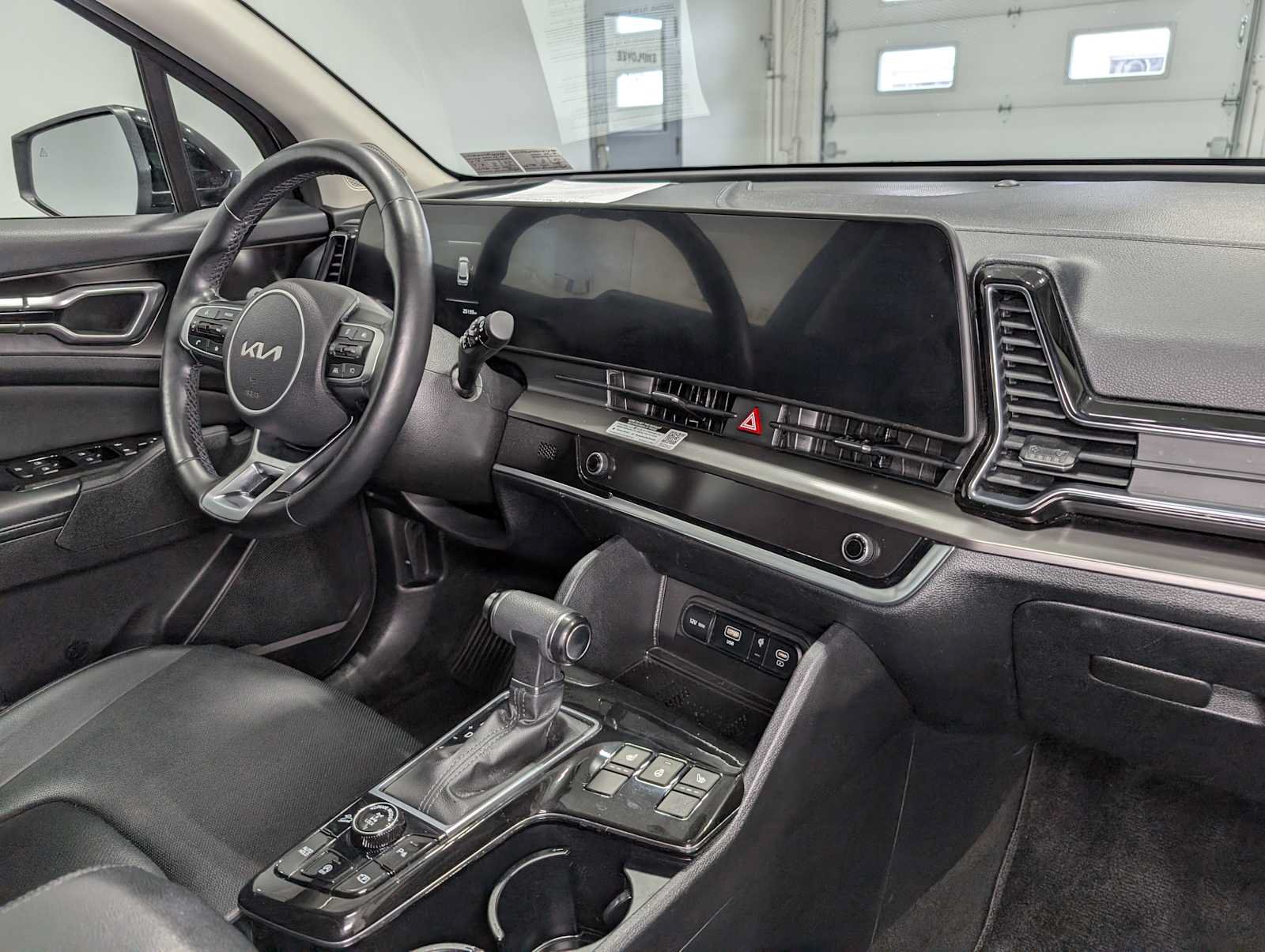 Certified 2023 Kia Sportage EX AWD/4WD image 44