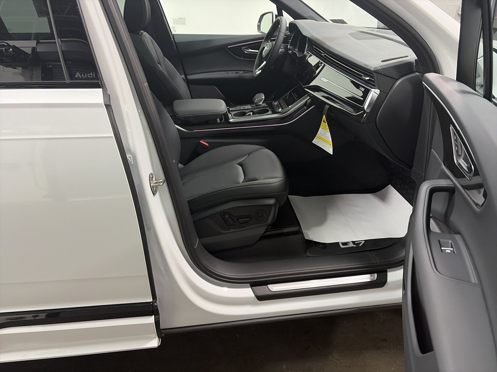 New 2026 Audi Q7 2.0T Premium AWD/4WD image 36
