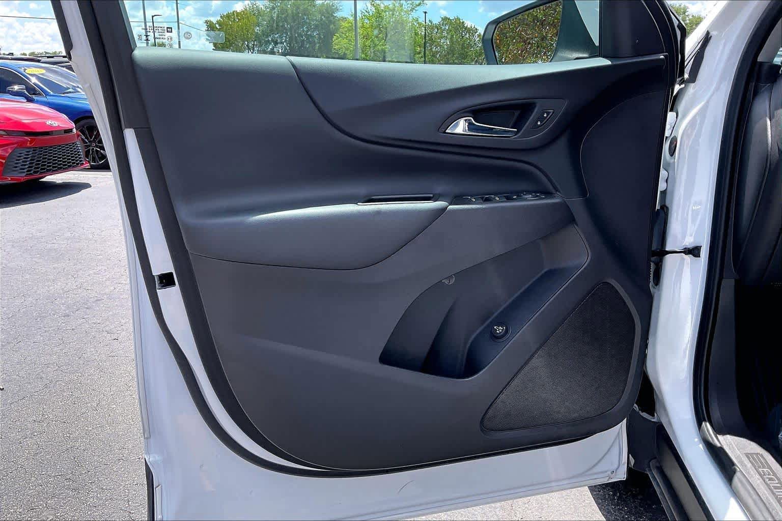 Certified 2024 Chevrolet Equinox LT w/ LPO, Floor Liner Package FWD image 22