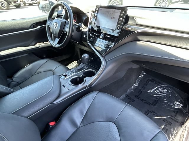 Used 2024 Toyota Camry XSE FWD image 13