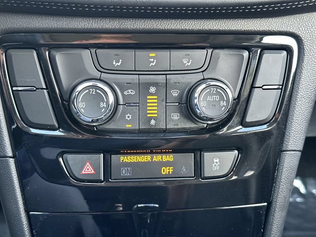 Certified 2018 Buick Encore Preferred w/ Experience Buick Package FWD image 19