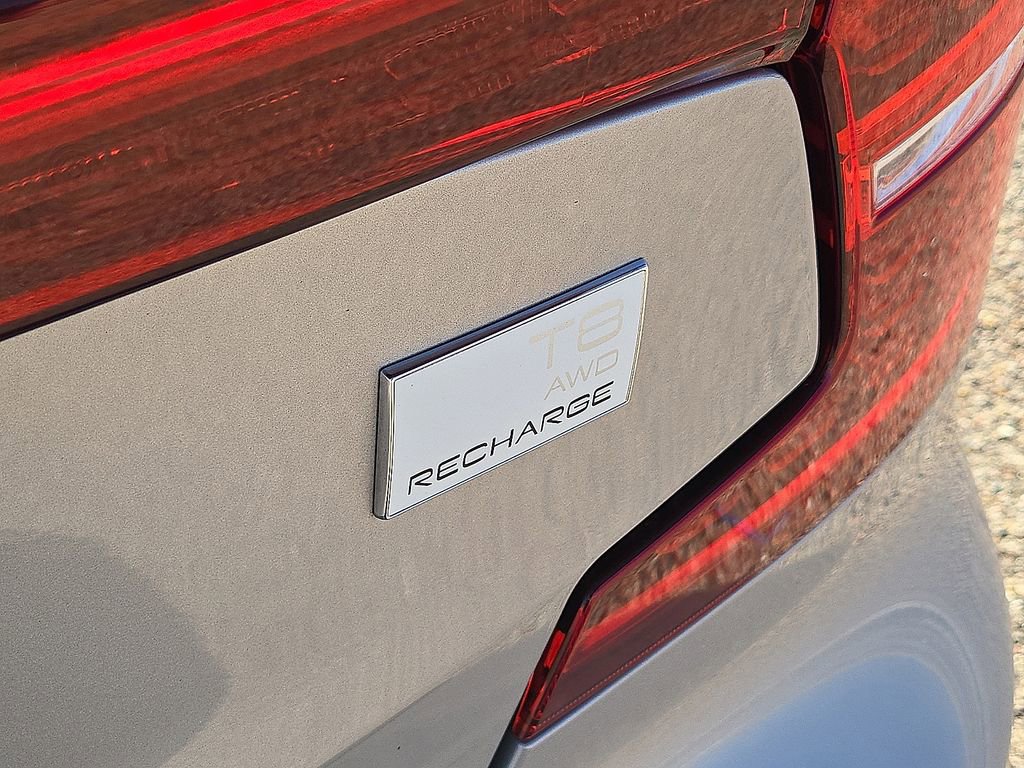 Certified 2023 Volvo S60 T8 Plus image 13