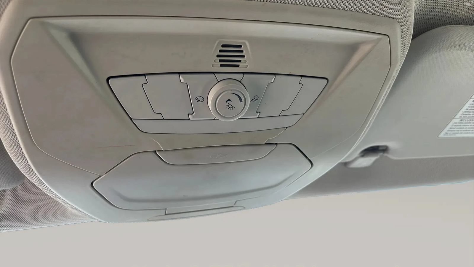 Used 2013 Ford Focus Electric Hatchback FWD image 14