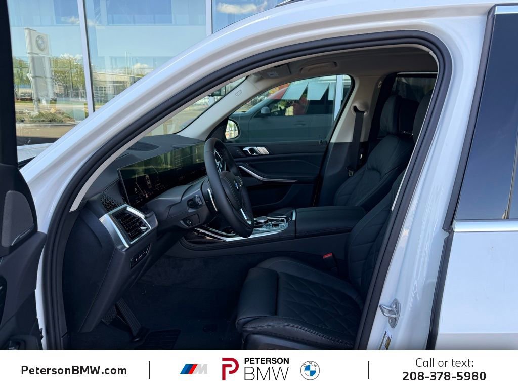 New 2027 BMW X7 xDrive40i w/ Premium Package AWD/4WD image 17