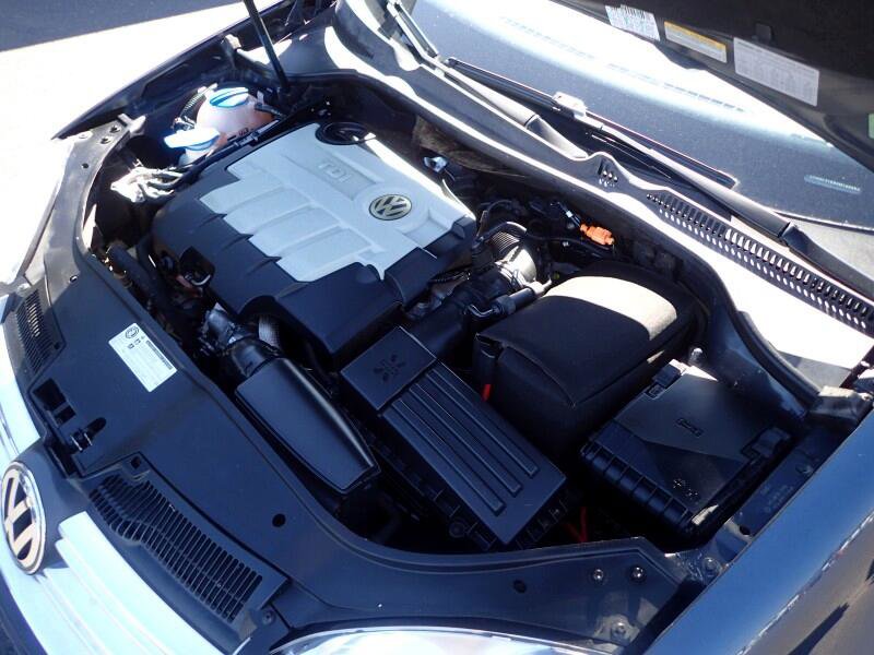 Used 2009 Volkswagen Jetta TDI image 21