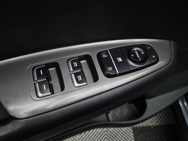 Used 2020 Kia Optima S FWD image 30