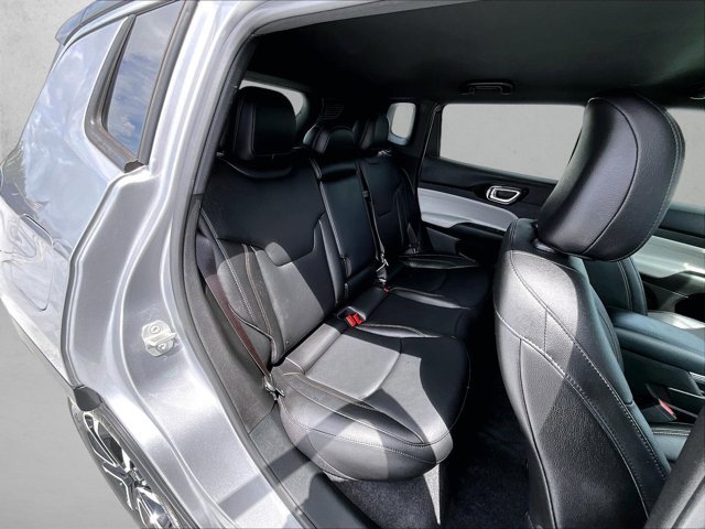 Used 2024 Jeep Compass Limited AWD/4WD image 29