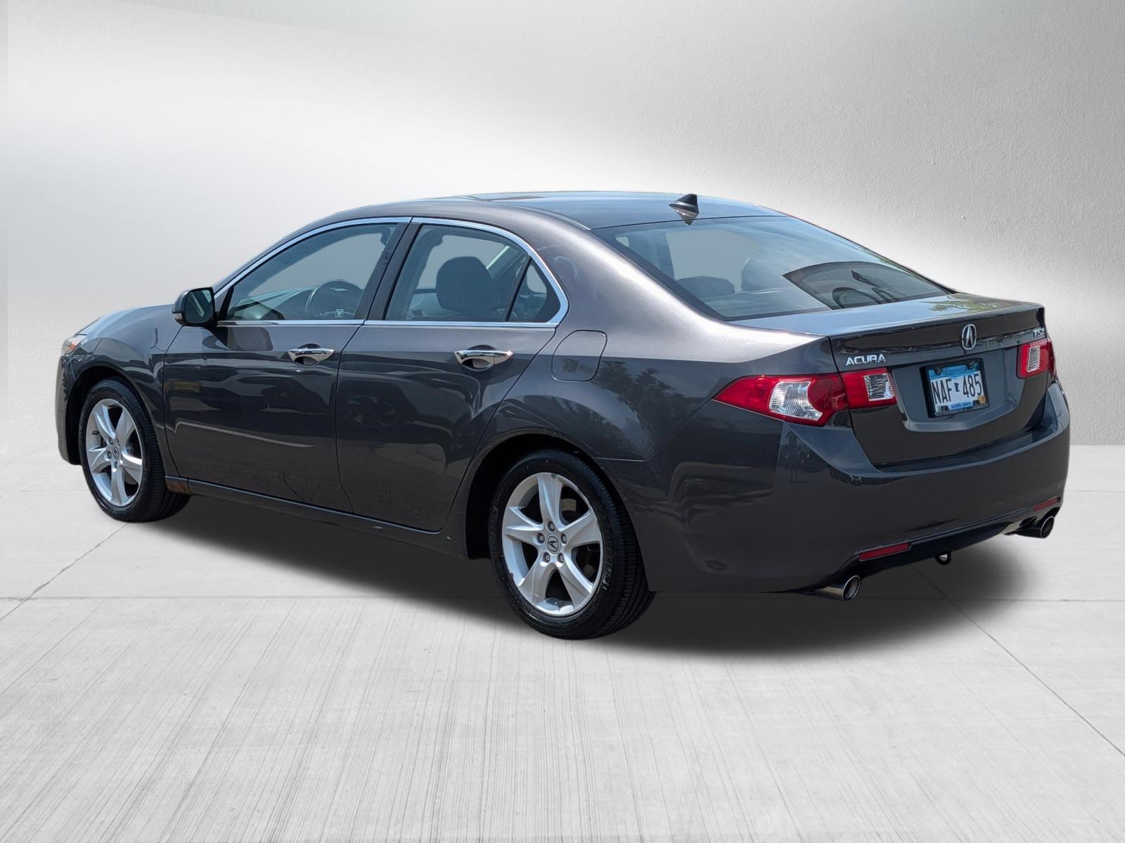 Used 2010 Acura TSX Sedan FWD image 5