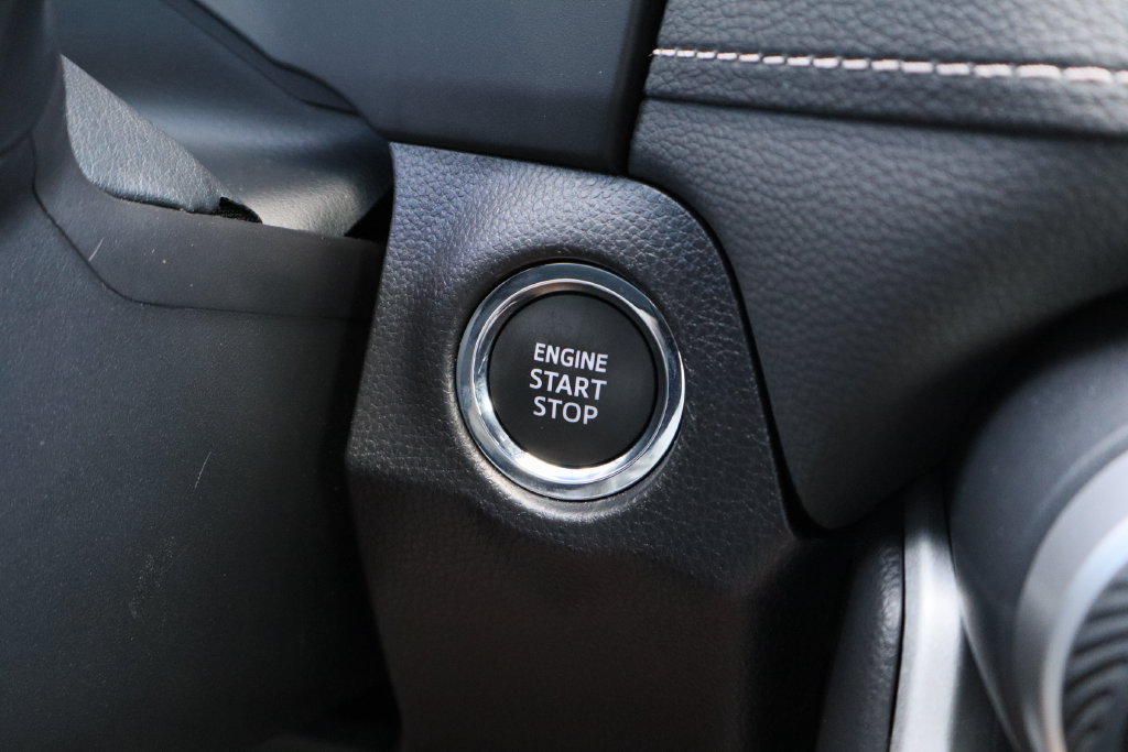 Used 2025 Toyota RAV4 Limited w/ Advanced Technology Package FWD image 18