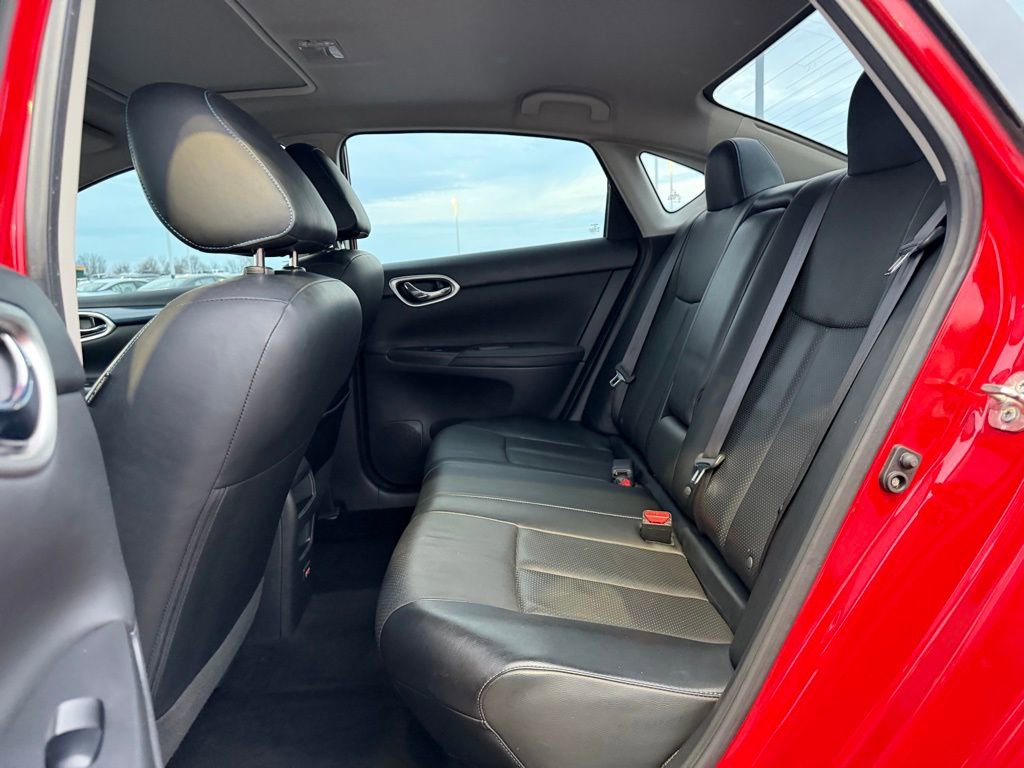 Used 2019 Nissan Sentra SR w/ Premium Package (SR) image 17