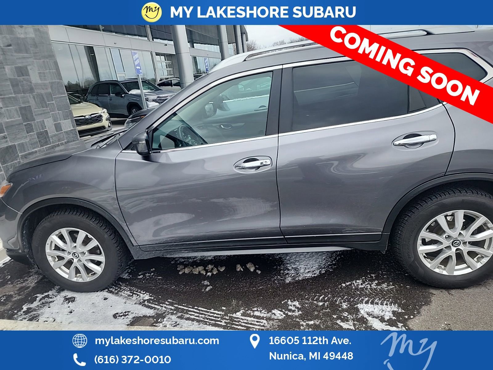 Used 2017 Nissan Rogue SV image 4